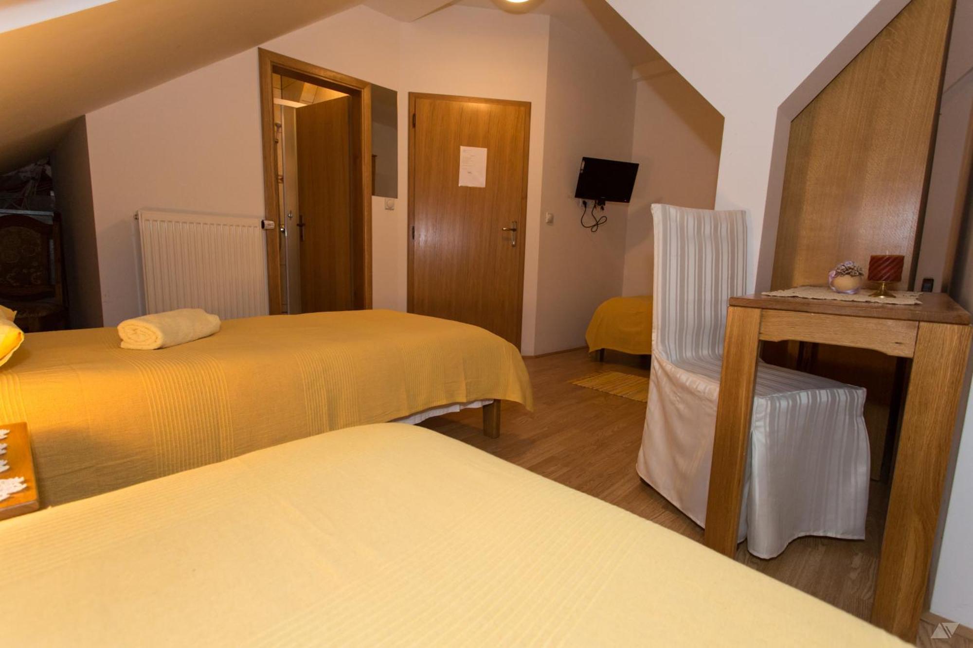 Kod Ribica Bed & Breakfast Jasenovac ห้อง รูปภาพ