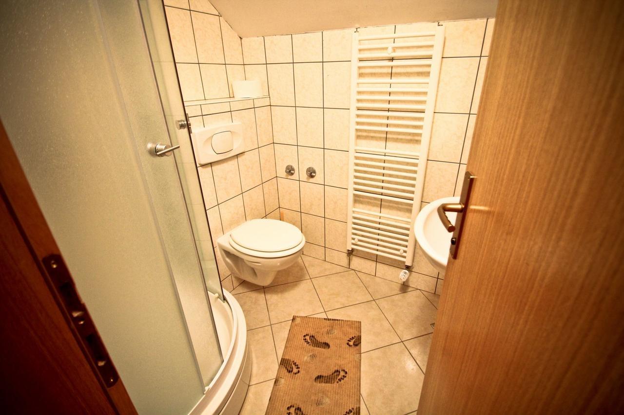 Kod Ribica Bed & Breakfast Jasenovac ภายนอก รูปภาพ